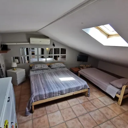 Apartment In The Center With Self Check-in Parma
