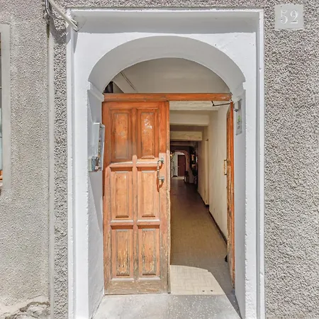 In The Center With Self Check-in Apartment Parma