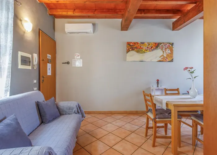 In The Center With Self Check-in Apartment